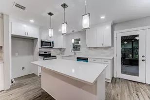 5535 Elm Springs Dr, Houston, TX 77048 - Photo 14