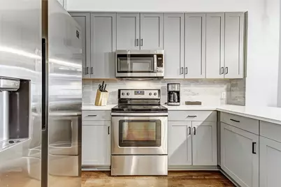 1508 Blodgett Street #306, Houston, TX 77004 - Photo 6