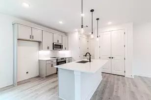 85 N Forest Dr, Huntsville, TX 77340 - Photo 10