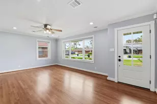 2019 Brimberry St, Houston, TX 77018 - Photo 8