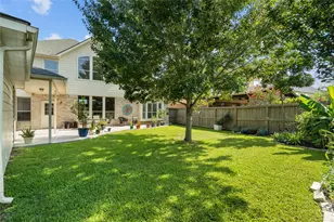 6718 Coral Bells Ln, Dickinson, TX 77539 - Photo 32