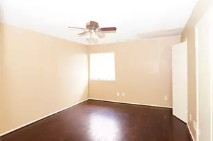 8405 Wilcrest Dr, Houston, TX 77072 - Photo 6