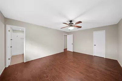 16306 Forest Bend Avenue, Friendswood, TX 77546 - Photo 8