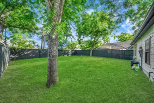 8349 Lenore St, Houston, TX 77017 - Photo 34