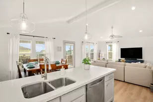 3275 Hidden Gold, Crystal Beach, TX 77650 - Photo 20