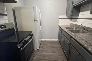 3802 Dabney St, Houston, TX 77026 - Photo 2