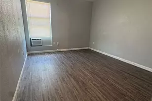 3802 Dabney St, Houston, TX 77026 - Photo 6