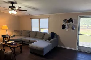 353 County Rd 381, Cleveland, TX 77328 - Photo 6