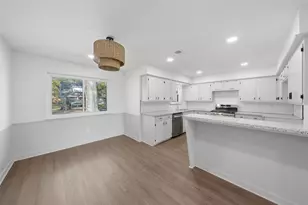 5002 Cedar Creek Dr, Dickinson, TX 77539 - Photo 12