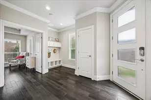 1702 Oak Leaf Pass Dr, Houston, TX 77055 - Photo 4