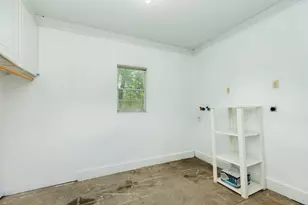 108 Avenue E, Brazoria, TX 77422 - Photo 18