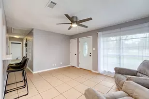 108 Avenue E, Brazoria, TX 77422 - Photo 8
