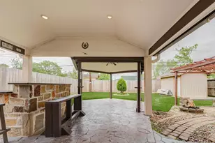 617 Burke Rd, Pasadena, TX 77506 - Photo 18