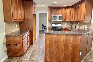 2216 Westminister St, Pearland, TX 77581 - Photo 8