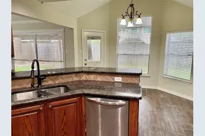 2216 Westminister Street, Pearland, TX 77581 - Photo 10