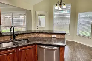 2216 Westminister St, Pearland, TX 77581 - Photo 10
