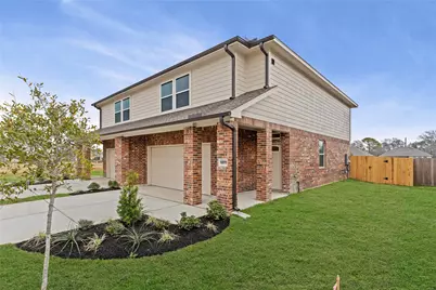1376 Mixander Way, La Porte, TX 77571 - Photo 4