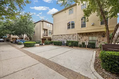 544 Bomar Street, Houston, TX 77006 - Photo 6