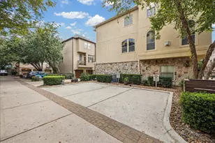 544 Bomar St, Houston, TX 77006 - Photo 6