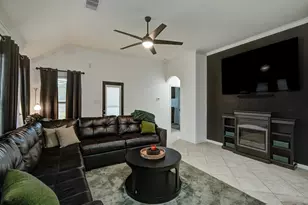 1346 Tee Time Ct, Crosby, TX 77532 - Photo 10