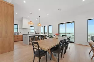 10818 Sweetwater Cove Blvd, Galveston, TX 77554 - Photo 12