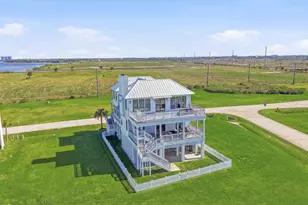 10818 Sweetwater Cove Blvd, Galveston, TX 77554 - Photo 36