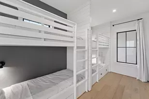 10818 Sweetwater Cove Blvd, Galveston, TX 77554 - Photo 28