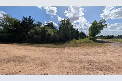 1001 County Road 126, Hallettsville, TX 77964 - Photo 20