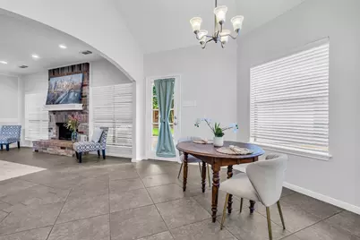11727 Pecan Creek Drive, Houston, TX 77043 - Photo 16