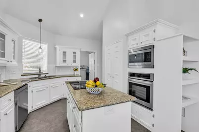 11727 Pecan Creek Drive, Houston, TX 77043 - Photo 18