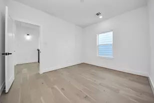 927 Fisher St, Houston, TX 77018 - Photo 28