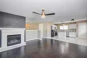19407 Wann Park Dr, Houston, TX 77073 - Photo 2