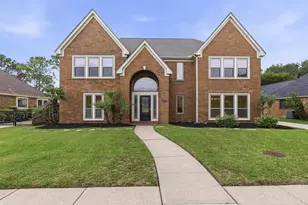 2312 Pebble Beach Dr, League City, TX 77573 - Photo 1