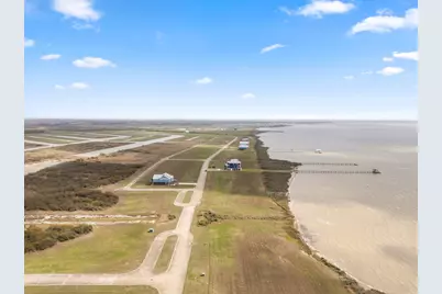 3305 Bay Point Drive, Palacios, TX 77465 - Photo 10