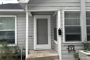 607 E Pearce St, Baytown, TX 77520 - Photo 2