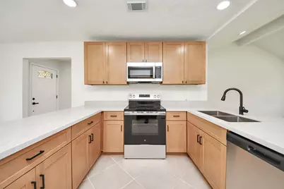 12107 Osage Park Drive, Houston, TX 77065 - Photo 8