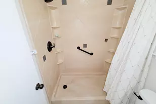 1610 Maryon St, Baytown, TX 77523 - Photo 32