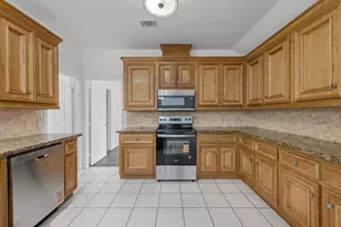1002 Shell Ave, Cleveland, TX 77327 - Photo 14