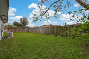 12811 Roandale Dr, Houston, TX 77048 - Photo 28