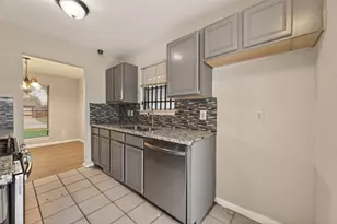 12811 Roandale Dr, Houston, TX 77048 - Photo 16