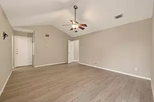 12811 Roandale Dr, Houston, TX 77048 - Photo 4