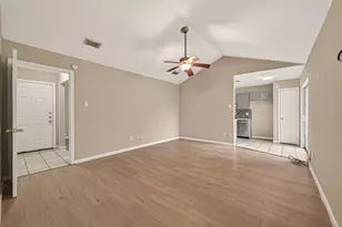 12811 Roandale Dr, Houston, TX 77048 - Photo 6