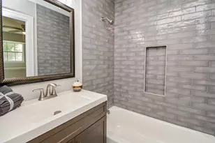 8518 Braesview Ln, Houston, TX 77071 - Photo 16