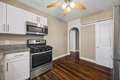 12 Greenwood Street #B, Houston, TX 77011 - Photo 8