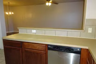 4918 Landward Ln, Houston, TX 77066 - Photo 4