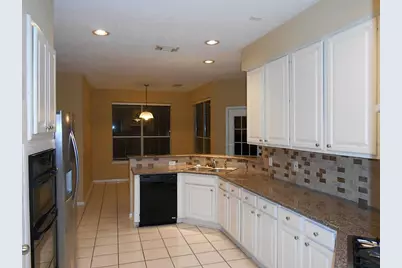 6 Windfern Place, The Woodlands, TX 77382 - Photo 8