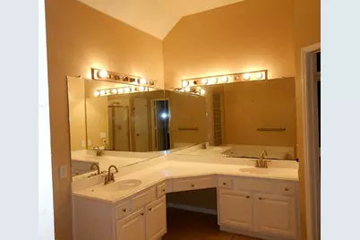 6 Windfern Place, The Woodlands, TX 77382 - Photo 14