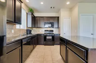 8127 Running Brook Ln, Richmond, TX 77469 - Photo 10