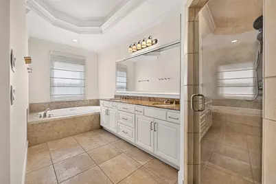 2816 McCulloch Circle, Houston, TX 77056 - Photo 22
