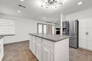 705 Holly Springs Ct, Conroe, TX 77302 - Photo 6